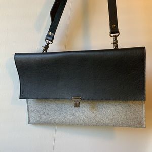 Black leather and grey felt laptop/carrier bag